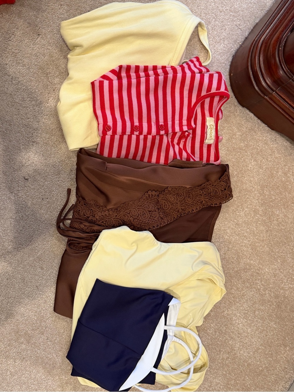 Pale Yellow Ribbed Sleeveless Tank Top — Unbranded